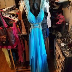 Sherri Hill formal dress